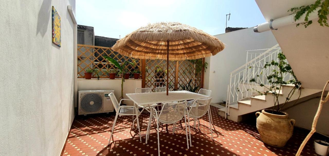 Hotel La Casa Di Andreina Mondello Exterior foto